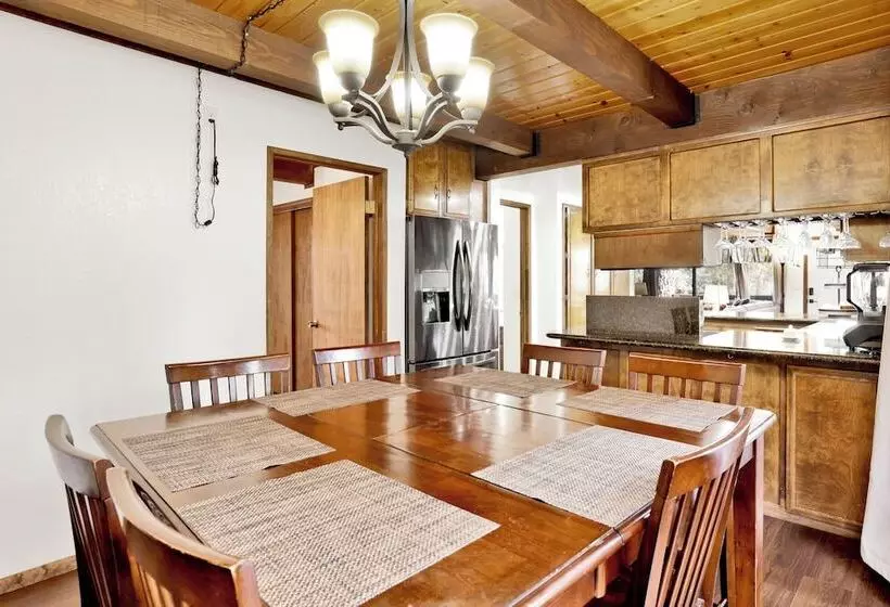 The Moose Tree House #2381