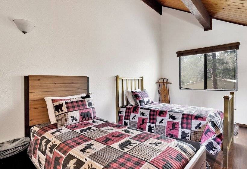 The Moose Tree House #2381