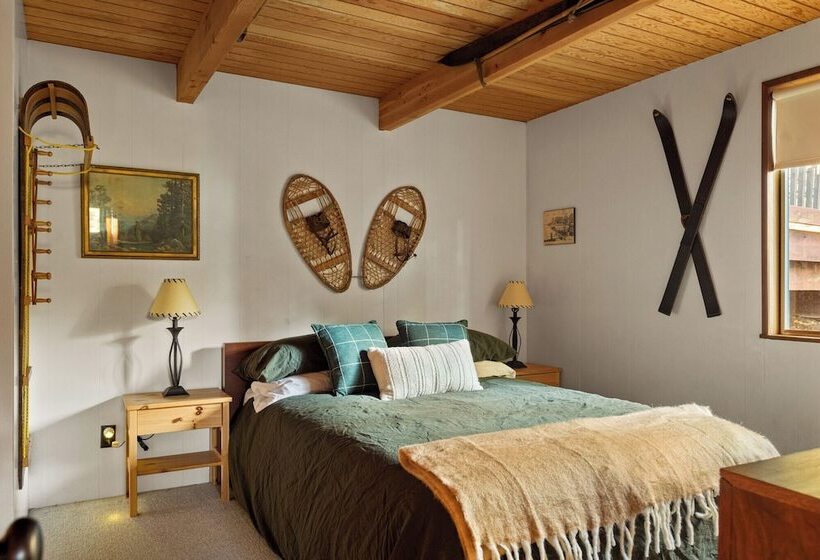 The Tranquil Pines A Frame Cabin Spectacular Views!