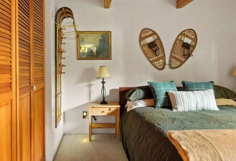 The Tranquil Pines A Frame Cabin Spectacular Views!