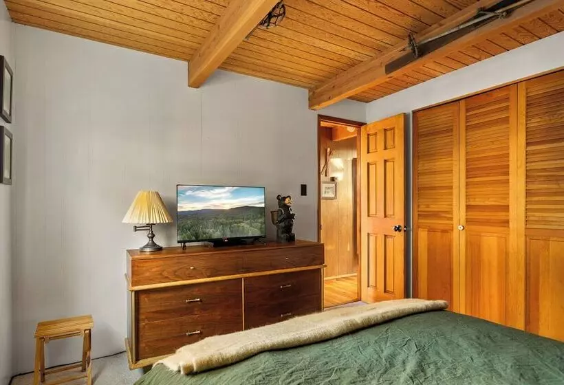 The Tranquil Pines A Frame Cabin Spectacular Views!