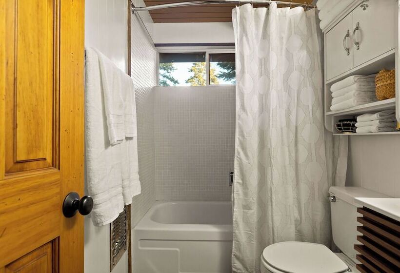 The Tranquil Pines A Frame Cabin Spectacular Views!