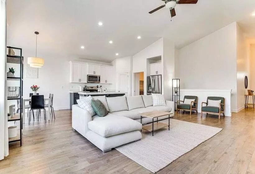 Vineyard Retreat W/ Gas Grill Near Utah Lake!