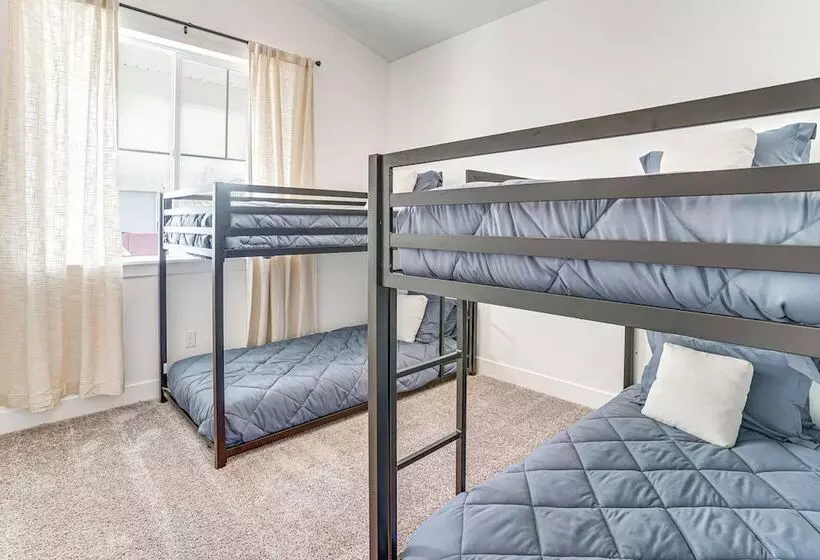 Vineyard Retreat W/ Gas Grill Near Utah Lake!