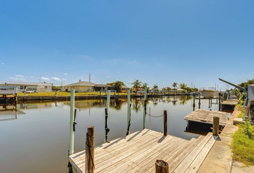 Waterfront Port Charlotte Home < 1 Mi To Beach!