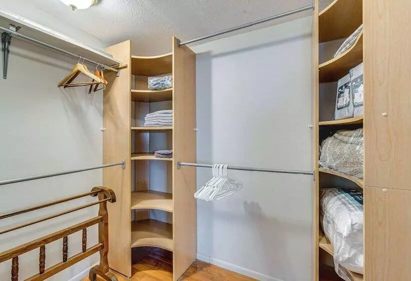 Waterfront Port Charlotte Home < 1 Mi To Beach!