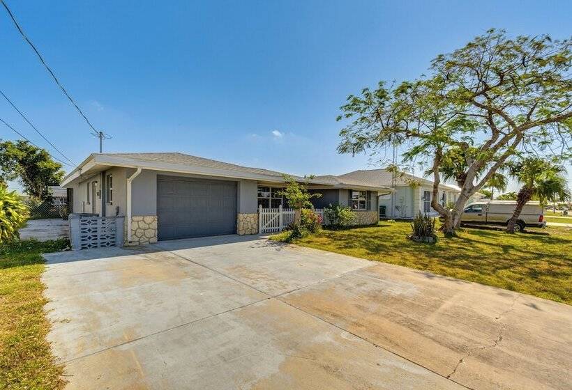 Waterfront Port Charlotte Home < 1 Mi To Beach!