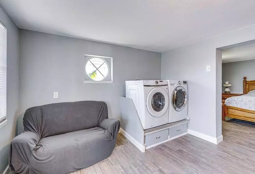 Waterfront Port Charlotte Home < 1 Mi To Beach!