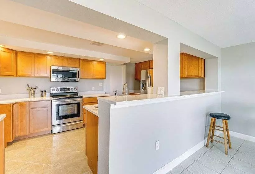 Waterfront Port Charlotte Home < 1 Mi To Beach!