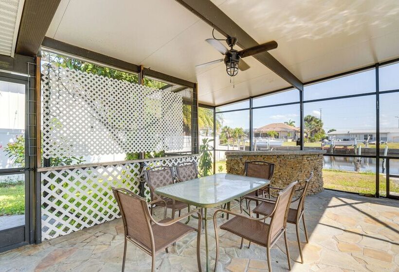 Waterfront Port Charlotte Home < 1 Mi To Beach!