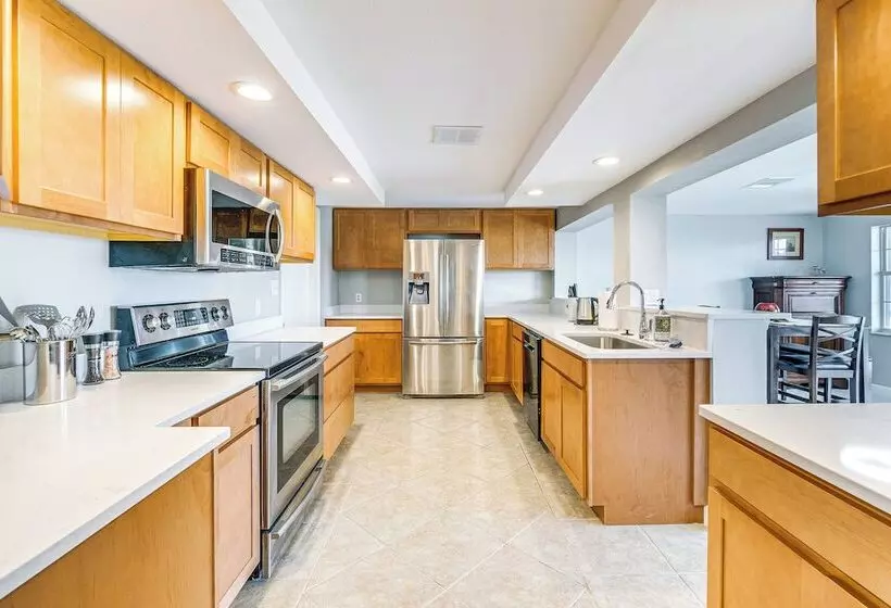 Waterfront Port Charlotte Home < 1 Mi To Beach!