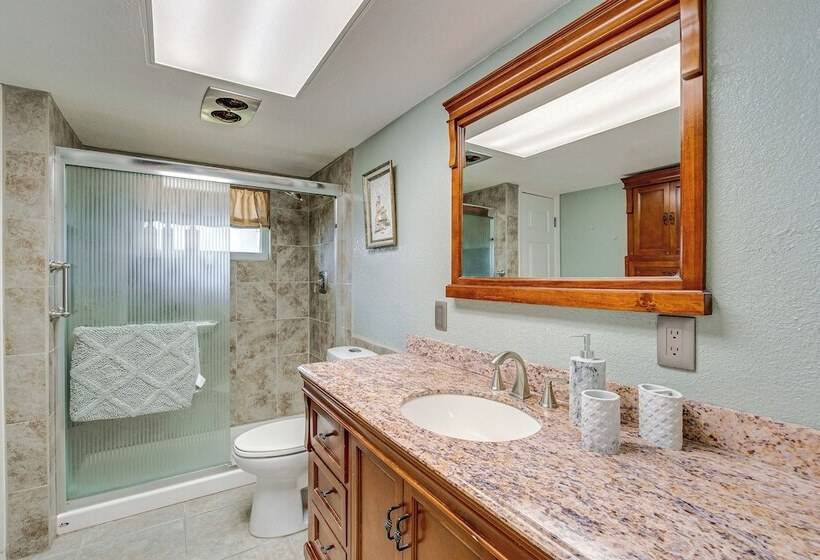 Waterfront Port Charlotte Home < 1 Mi To Beach!