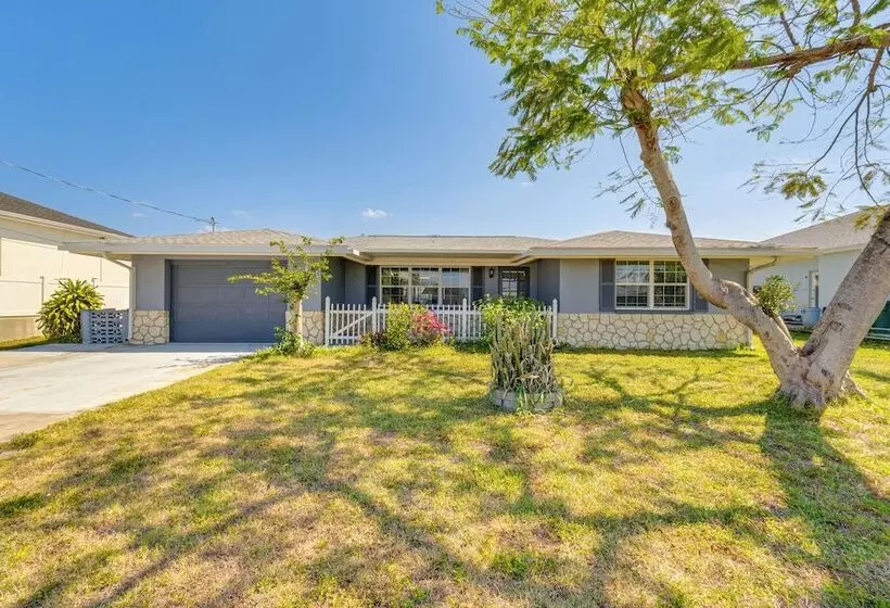 Waterfront Port Charlotte Home < 1 Mi To Beach!