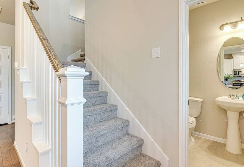 Welcoming Pasadena Home: 22 Mi To Downtown Houston