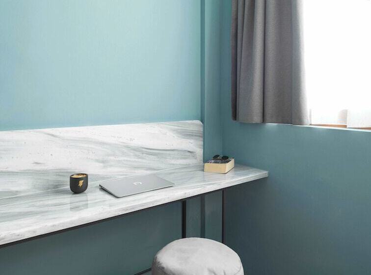 فندق صغير Zeus Is Loose