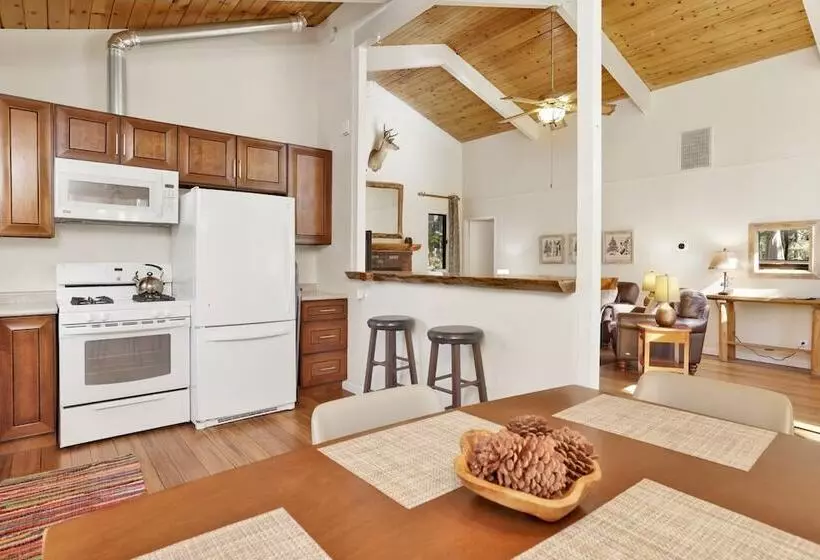 Ashwood Pines #2331