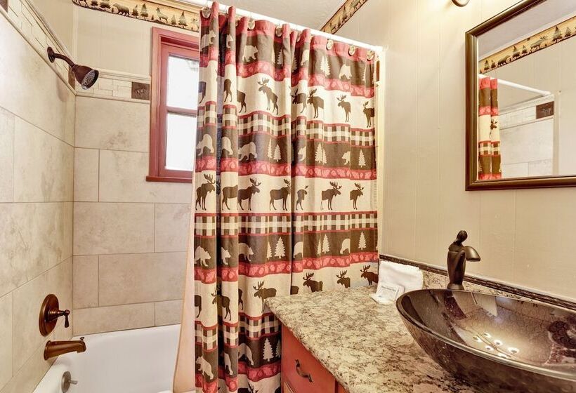 Bear Paw Cottage #2395