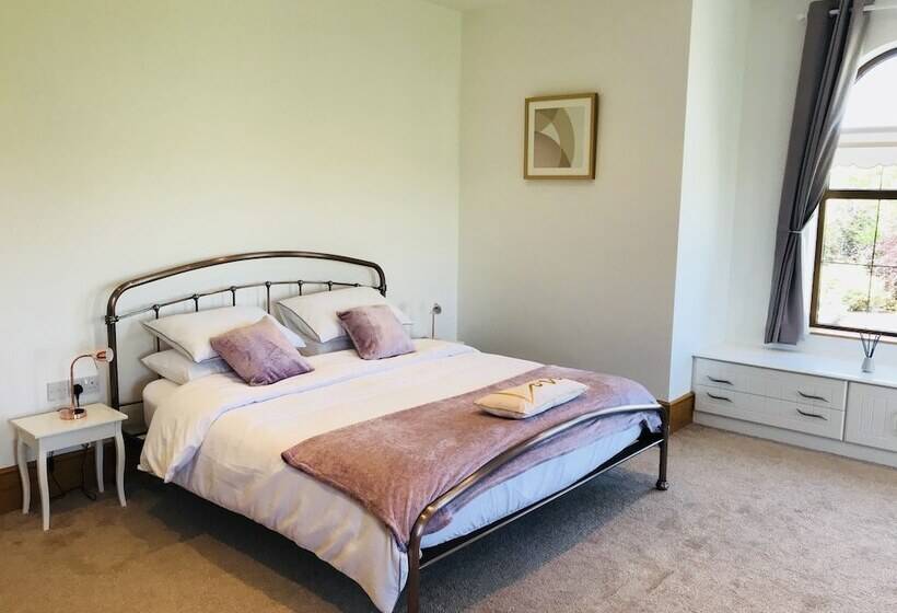 ベッドアンドブレックファースト Beechtree Manor