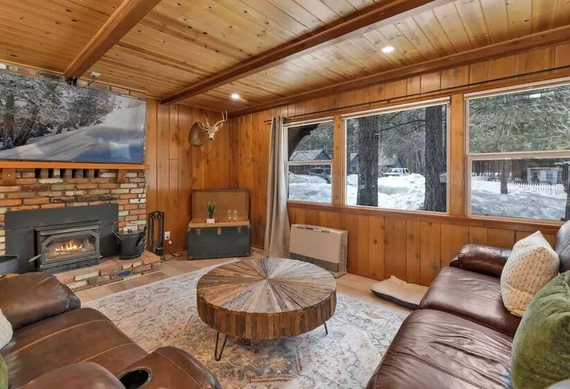 Brunos Cabin #2288