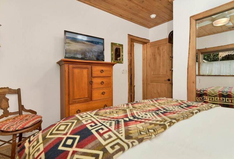 Fawnskin Cottage #2192