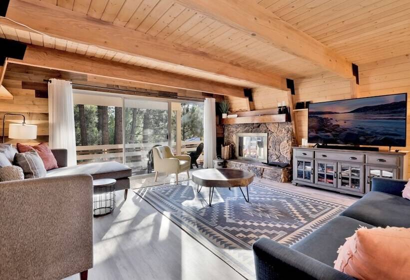 Fox & Bears Retreat #2190