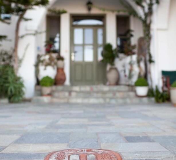 Отель Achilleion