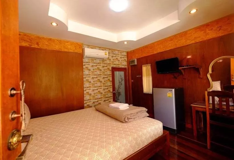 Hotelli Baan Torfun Resort Sakon Nakhon
