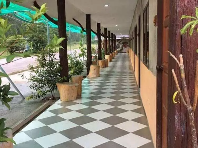 ホテル Bansai Resort