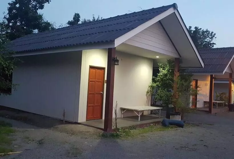 ホテル Bansai Resort