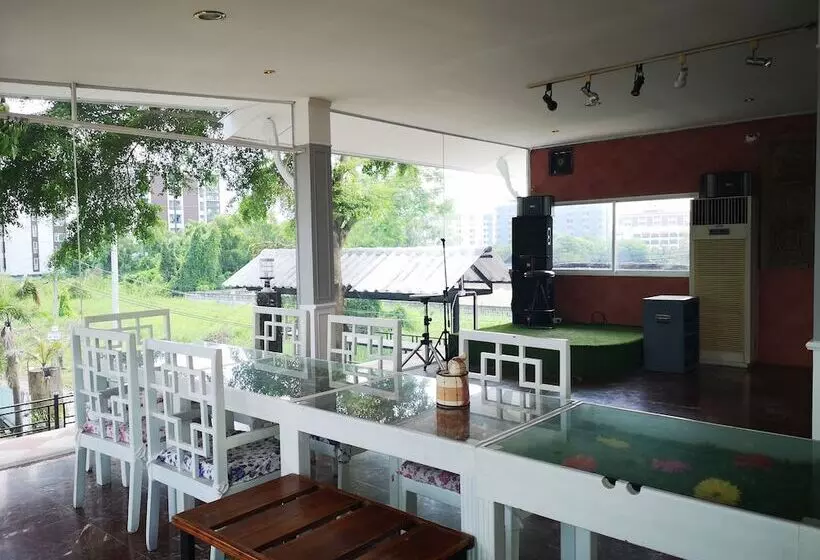 ホテル Daoreang Resort 2