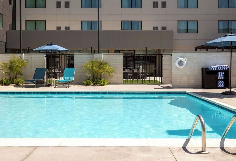 בית מלון כפרי Homewood Suites By Hilton Cypress Orange County