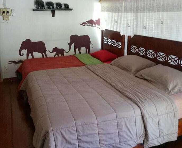 酒店 Innlhong Home Lampang