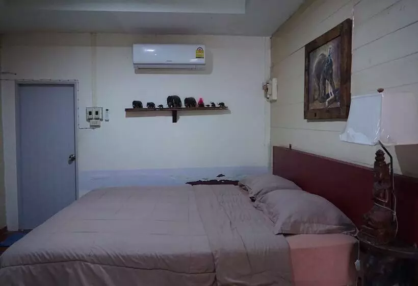 ホテル Innlhong Home Lampang