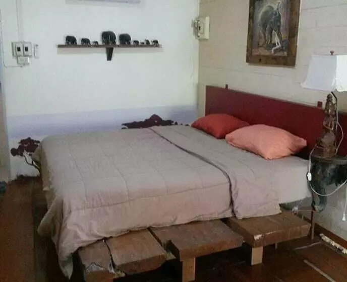 ホテル Innlhong Home Lampang