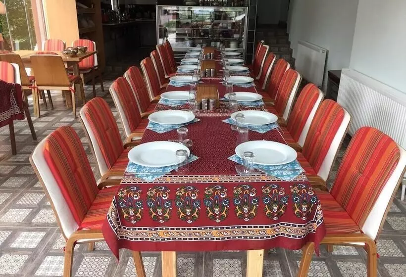 Hotelli Kuray Camlipinar Konuk Evi