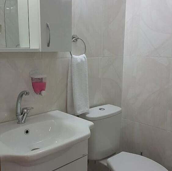 ホテル Kuray Camlipinar Konuk Evi