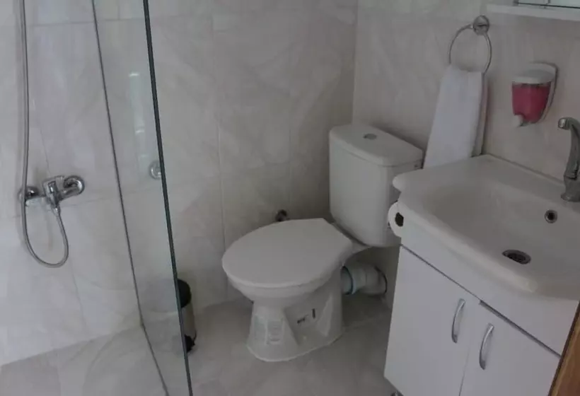 Hotelli Kuray Camlipinar Konuk Evi