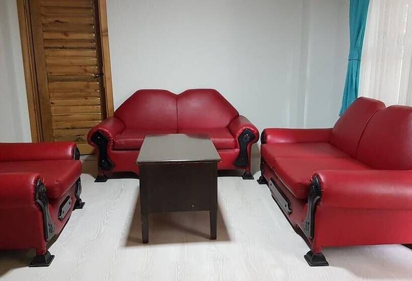 ホテル Kuray Camlipinar Konuk Evi