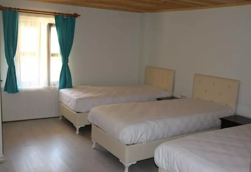 Hotelli Kuray Camlipinar Konuk Evi
