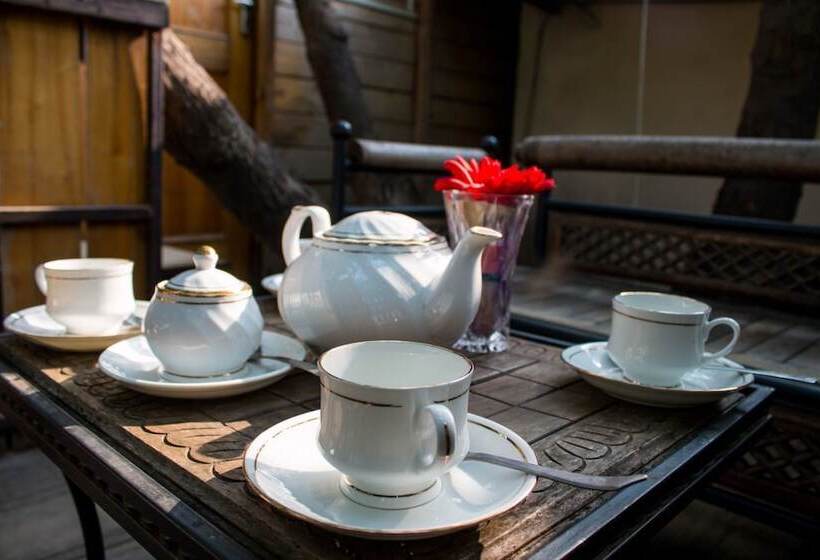 فندق Master Farms Resort, Zirakpur