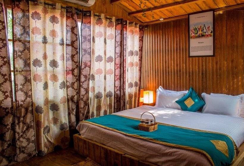 فندق Master Farms Resort, Zirakpur