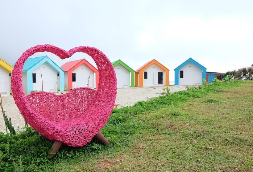 Hotel Moonshadow Resort