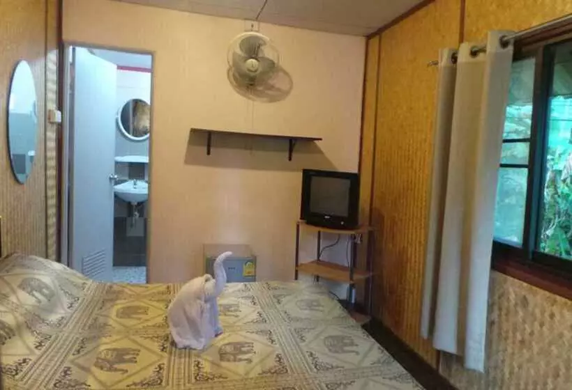 ホテル Saint Tropez Resort