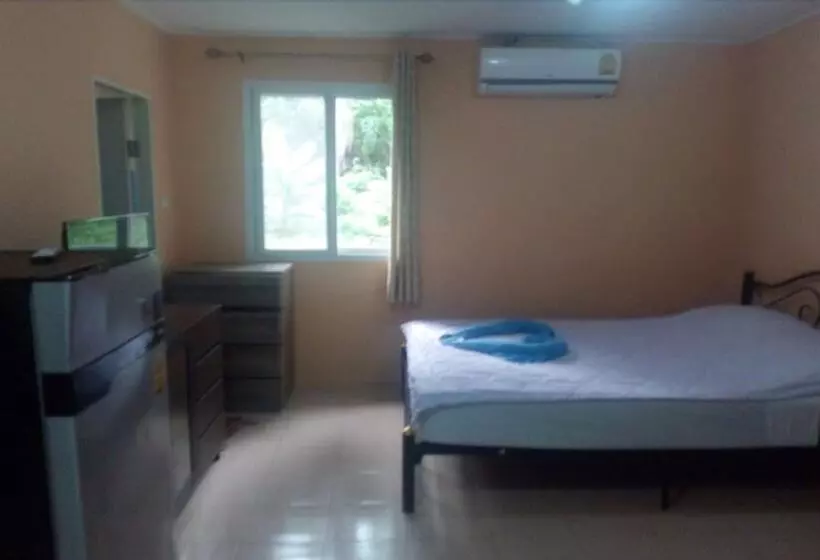 ホテル Saint Tropez Resort