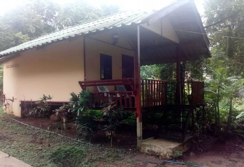 ホテル Saint Tropez Resort