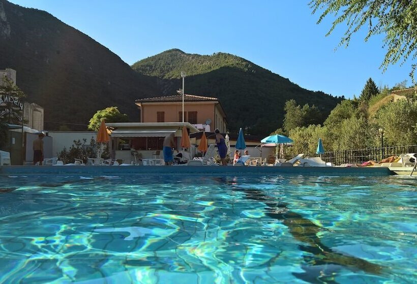 ホテル Terme San Vittore