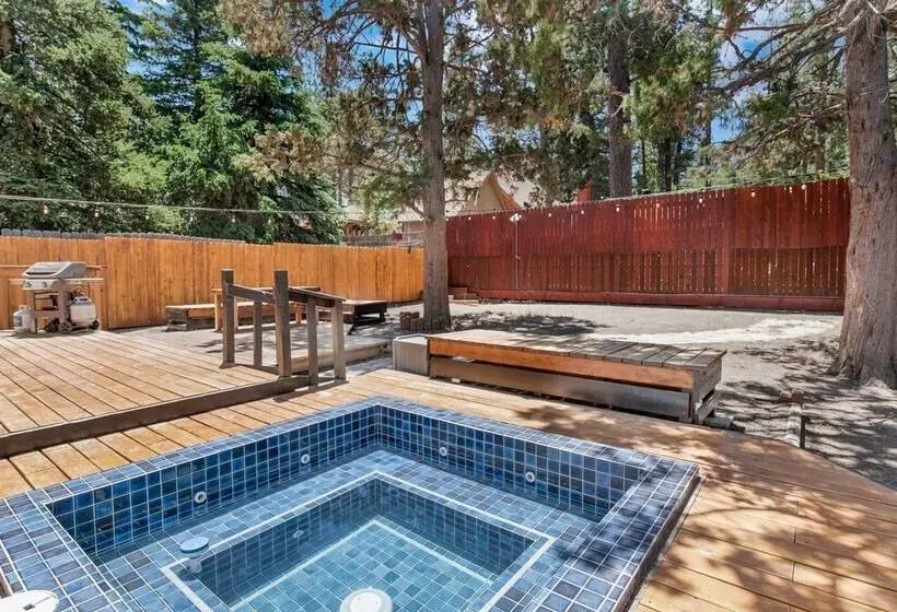 Maltby Modern Log Cabin #2307