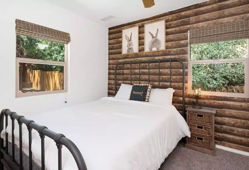 Maltby Modern Log Cabin #2307