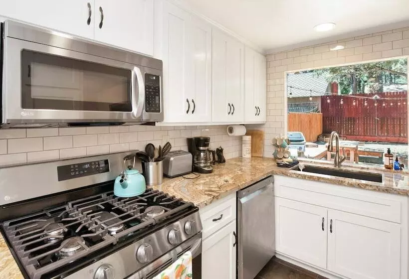 Maltby Modern Log Cabin #2307