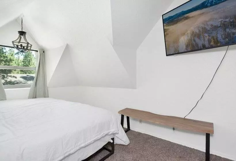 Maltby Modern Log Cabin #2307